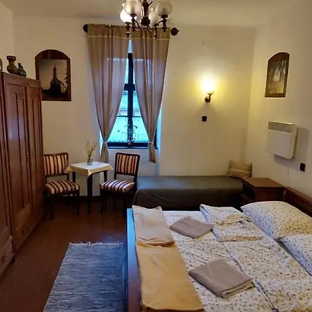 Kazmer Szallas - Bed & Breakfast Varbalog