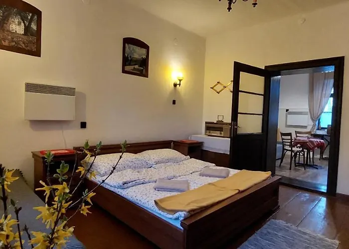 Kázmér - Bed & Breakfast 3*